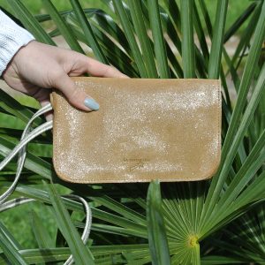 midi-pochette-en-cuir-attache-cartable-paillete-retro-plume-bandouliere-soirée-journée-la-cartabliere-made-in-france-fabriqué-en-france