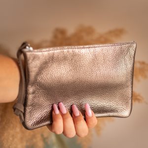 dragopnnière, pochette, porte monnaie, rectangulaire, en cuir pailleté, cuir métallisé, cuir fantaisie, la cartablière, fabriqué en france, fabriqué en Occitanie