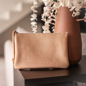 dragopnnière, pochette, porte monnaie, rectangulaire, en cuir pailleté, cuir métallisé, cuir fantaisie, la cartablière, fabriqué en france, fabriqué en Occitanie