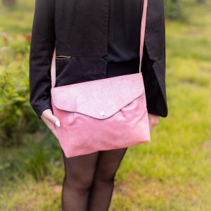 midi-sac-a-pinces-en-cuirs-fantaisies-pratique-élégant-féminin-fabriqué-en-france-la-cartabliere