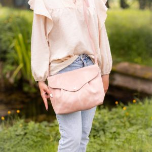 midi-sac-a-pinces-en-cuirs-fantaisies-pratique-élégant-féminin-fabriqué-en-france-la-cartabliere