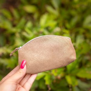 midi trousse a trésors en cuir pailleté - la cartablière