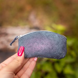 mini trousse à trésors, petites trousse en cuir, fabriqué en france, fabriqué en Occitanie, la cartablière, cuir, cuir pailleté, cuir fantaisie, porte-monnaie