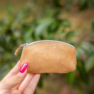 mini trousse à trésors, petites trousse en cuir, fabriqué en france, fabriqué en Occitanie, la cartablière, cuir, cuir pailleté, cuir fantaisie, porte-monnaie