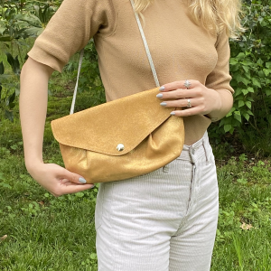 pochette-a-pinces-en-cuirs-fantaisies-fabriqué-en-france-made-in-france-la-cartabliere-feminin-élégance-élégant