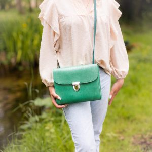 sac-royal-en-cuir-paillete-la-cartabliere-cuirs-fantaisies-made-in-france-fabrique-en-france-attache-cartable-bandouliere