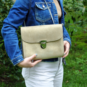 sac-royal-en-cuir-paillete-la-cartabliere-cuirs-fantaisies-made-in-france-fabrique-en-france-attache-cartable-bandouliere