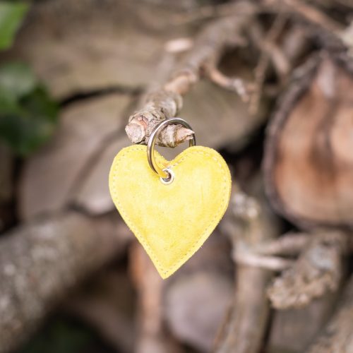 porte-clés-coeur-en-forme-de-coeur-porte-clés-en-cuirs-porte-clés-saint-valentin-amour-cuirs-pailleté-cuirs-a-paillette-cuirs-fantaisies-cuirs-colorés-made-in-france-fabriqué-en-france-la-cartabliere