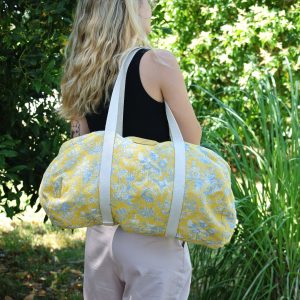tissu-jacquard-sac-en-jacquard-tissé-en-france-fleurs-floral-fleuri-vie-de-château-made-in-france-fabriqué-en-france-tarn-la-cartabliere-sac-en-tissu-accessoires-en-tissu-trousse-en-tissu-accessoire-en-jacquard-trousses-en-jacquard