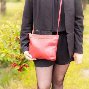 sac-neptune-sac-simple-sac-en-cuir-pratique-en-cuir-grainé-en-cuir-pailleté-en-bandoulière-fabriqué-en-france-made-in-france-la-cartablière