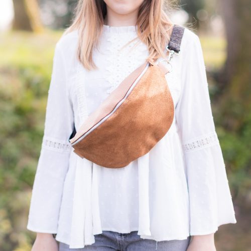 midi-sac-banane-banana-cuirs-pailletes-cuirs-fantaisies-paillette-tendance-banane-en-cuirs-la-cartablière-banane à paillette-made-in-france-fabriqué-en-france