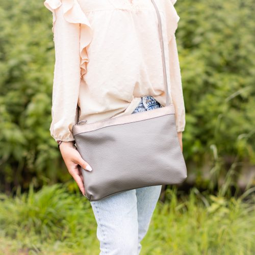 maxi-sac-neptune-sac-simple-sac-en-cuir-pratique-en-cuir-grainé-en-cuir-pailleté-en-bandoulière-fabriqué-en-france-made-in-france-la-cartablière