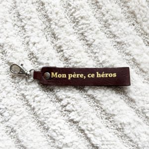 porte-clés-message-maman-fete-des-pere-en-cuirs-pailleté-la-cartablière-fabriqué-en-france