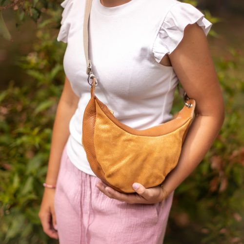 sac-cosmos sac banane, sac bandoulière sac polène made in france fabriqué en france Tarn occitanie cuir maroquinerie joli sac fantaisie paillette cuir brillant féminin