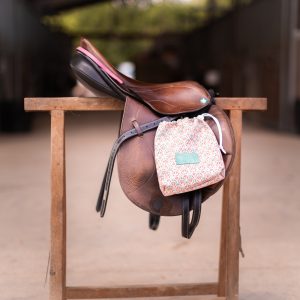 Protège-étriers en tissu Jacquard – Cordon avec stoppeur – Artisanat français – La Cavalière à Paillettes