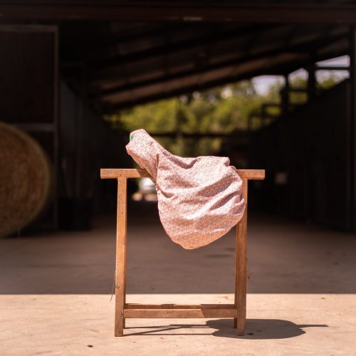 Protège-selle en tissu Jacquard – Artisanat français – Élastique – La Cavalière à Paillettes fabriqué en france, fabriqué en Occitanie équin équestre cheval accessoire équitation
