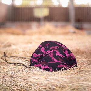 Protège-casque en tissu Jacquard – Fermeture cordon – Artisanat français – La Cavalière à Paillettes