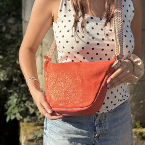 sac, banane, revisité, la cartablière, cuir ,cuir pailleté, cuir python, cuir métallisé, cuir fantaisie, fabrique en france, made in france, fabriqué en occitanie, Tarn, jolie sac, sac élégant, femme